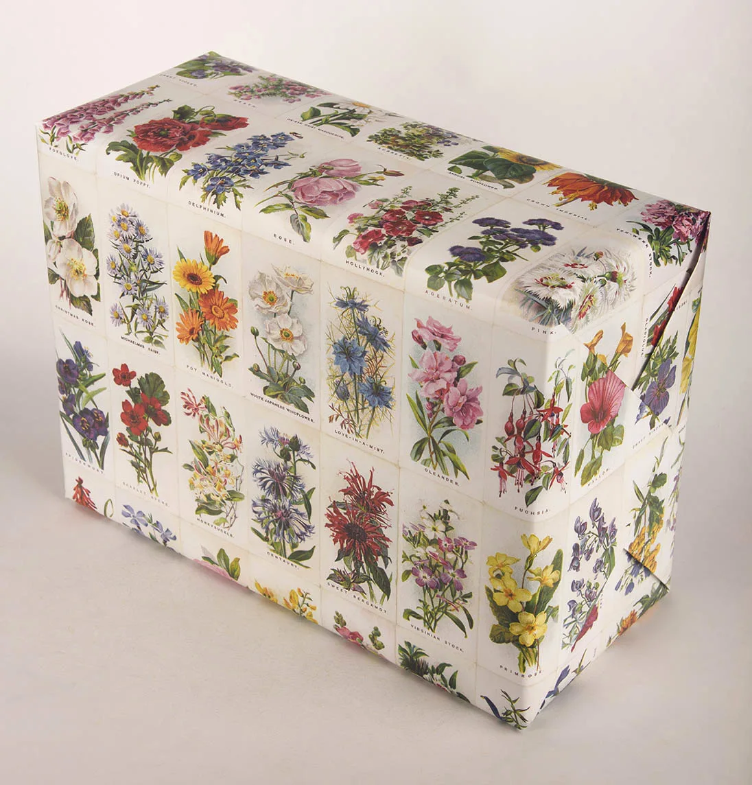 Flowers Gift Wrap - 25 sheets Flowers Gift Wrap - 25 sheets